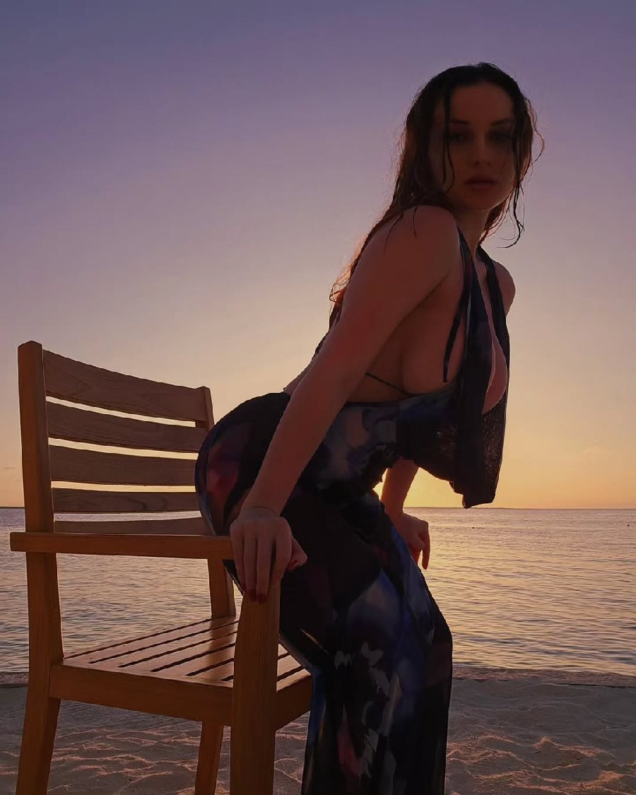 Sexy girl Miranda Faith nude in General Santos