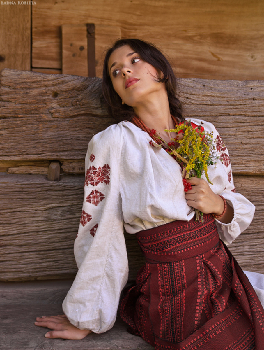 Girls in Slavic costumes in General Santos